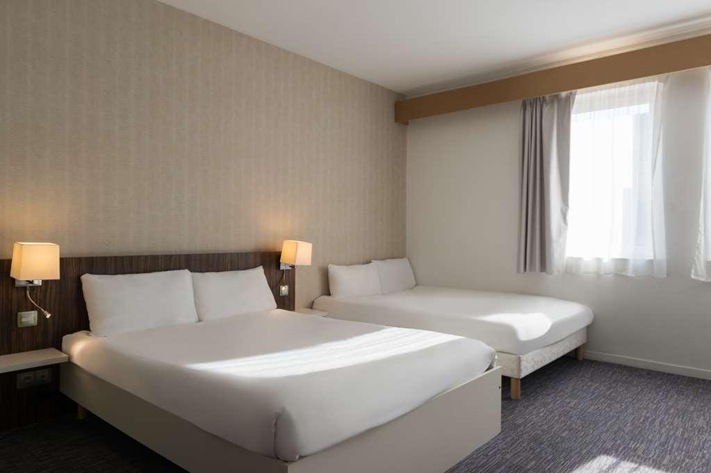 The Originals City, Hôtel Le Coeur d'Or, Sedan Est (Inter-Hotel) Douzy Quarto foto